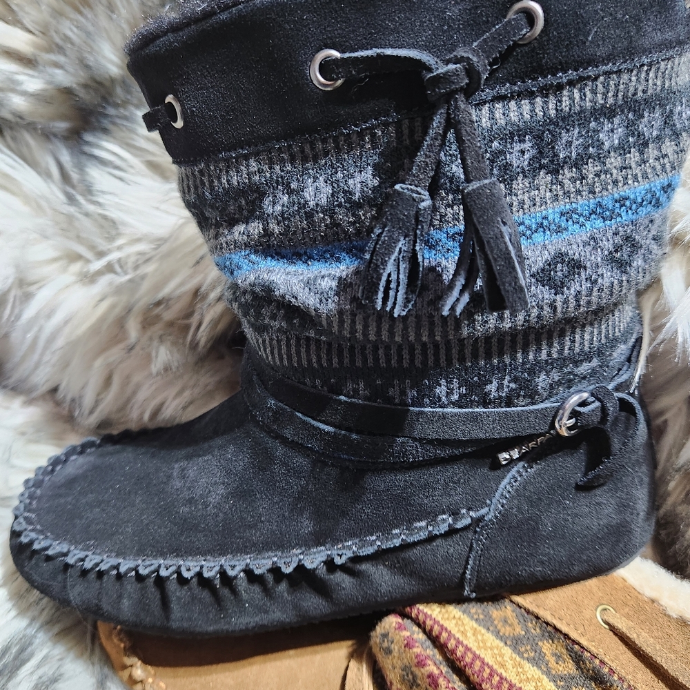 Suede BearPaw Cyan boots Black size9m & Hickory size9m